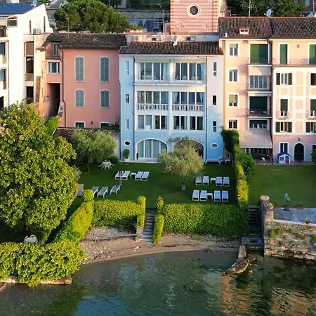 Luxury Lakeside Right On The Water * Saló