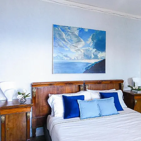 Apartment Luxury Lakeside Right On The Water